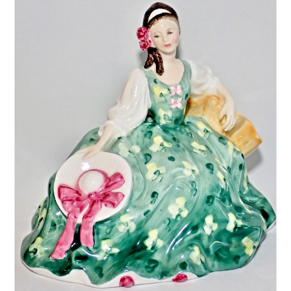 Royal Doulton England Elyse" HN 2474 Bone China Figurine England UK 1971" 5 3/4" - Picture 8 of 14
